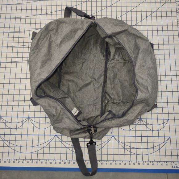 WANDF Duffle Bag Silver/Gray - Picture 3 of 4